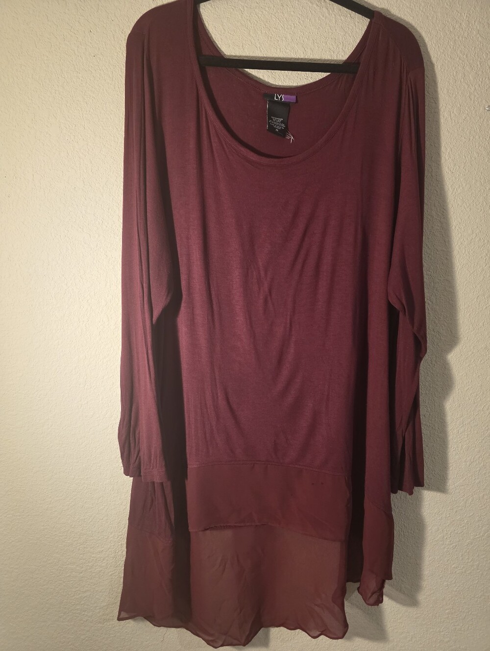 Women's Maroon Scoop Neck Long Sleeve Tunic